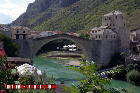 Puente Stari Most en Mostar